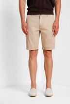 Chile Bermuda Cargo Herren aus Stretch-Satin slim fit ①