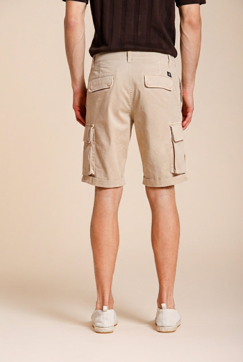 Chile Bermuda Cargo Herren aus Stretch-Satin slim fit ①