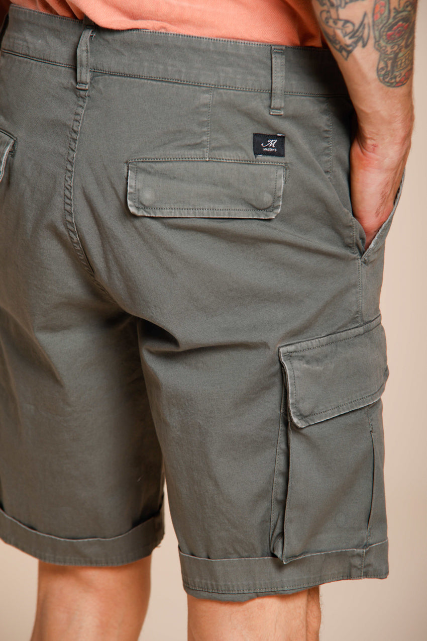 Chile Bermuda Cargo Herren aus Stretch-Satin slim fit ①