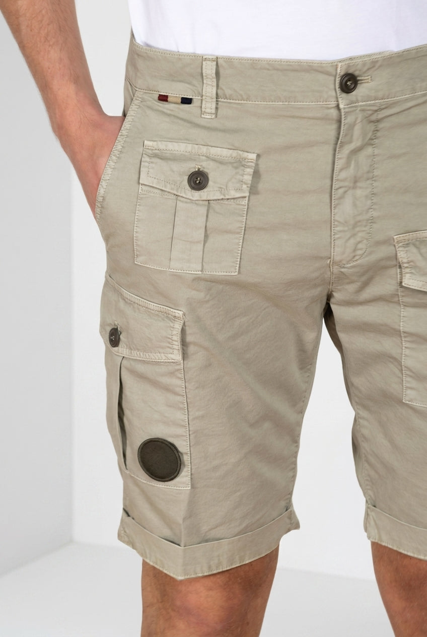 George Coolpocket Bermuda Cargo Herren aus Stretch-Gabardine Logo Edition carrot fit ①