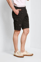 George Coolpocket Herren-Cargo-Bermuda aus Stretch-Satin logo edition Carrot Fit ①
