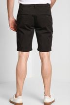 George Coolpocket Herren-Cargo-Bermuda aus Stretch-Satin logo edition Carrot Fit ①