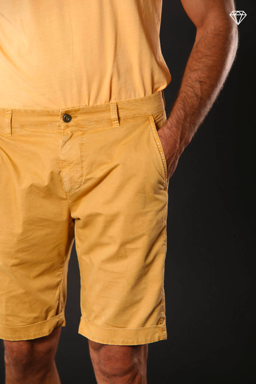 John Coolkhinos bermuda chino uomo in cotone pima logo edition carrot fit ①