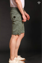 John Coolkhinos bermuda chino uomo in cotone pima logo edition carrot fit ①