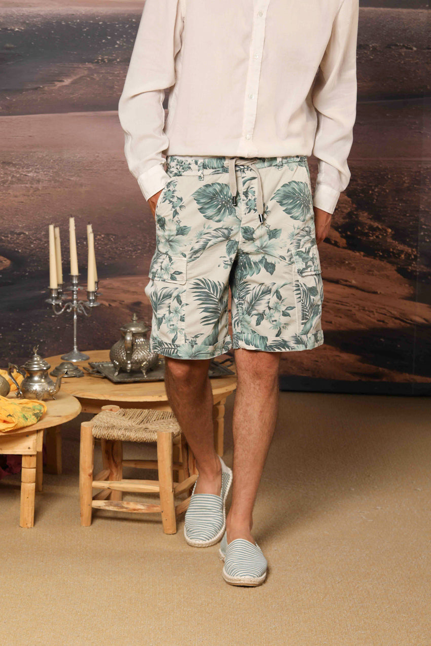 Cargo M74 Herren-Cargo-Bermuda aus Baumwolle mit Hawaii-Print in Tiffany-Farbe Relaxed Fit