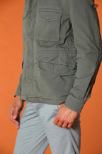 Immagine 2 di Field Jacket M74 uomo in twill di cotone pima leggero stretch colore verde di Mason's
