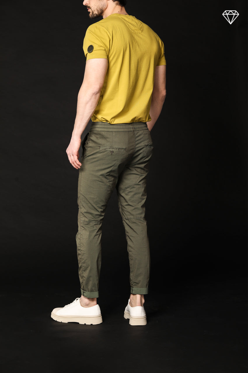 Immagine 4 di John pantalone chino uomo in cotone e nylon limited edition carrot fit colore verde di Mason's