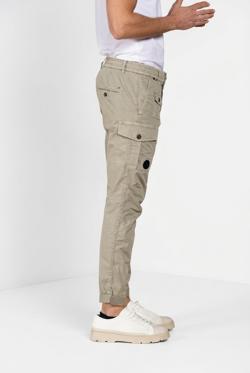 George Coolpocket Hose Cargo Jogger Herren aus Stretch-Gabardine Logo Edition carrot fit ①
