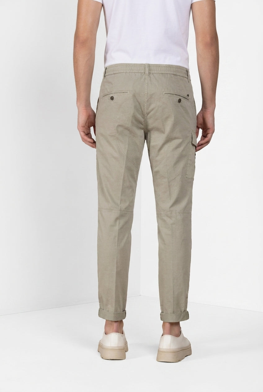 George Coolpocket Hose Cargo Jogger Herren aus Stretch-Gabardine Logo Edition carrot fit ①