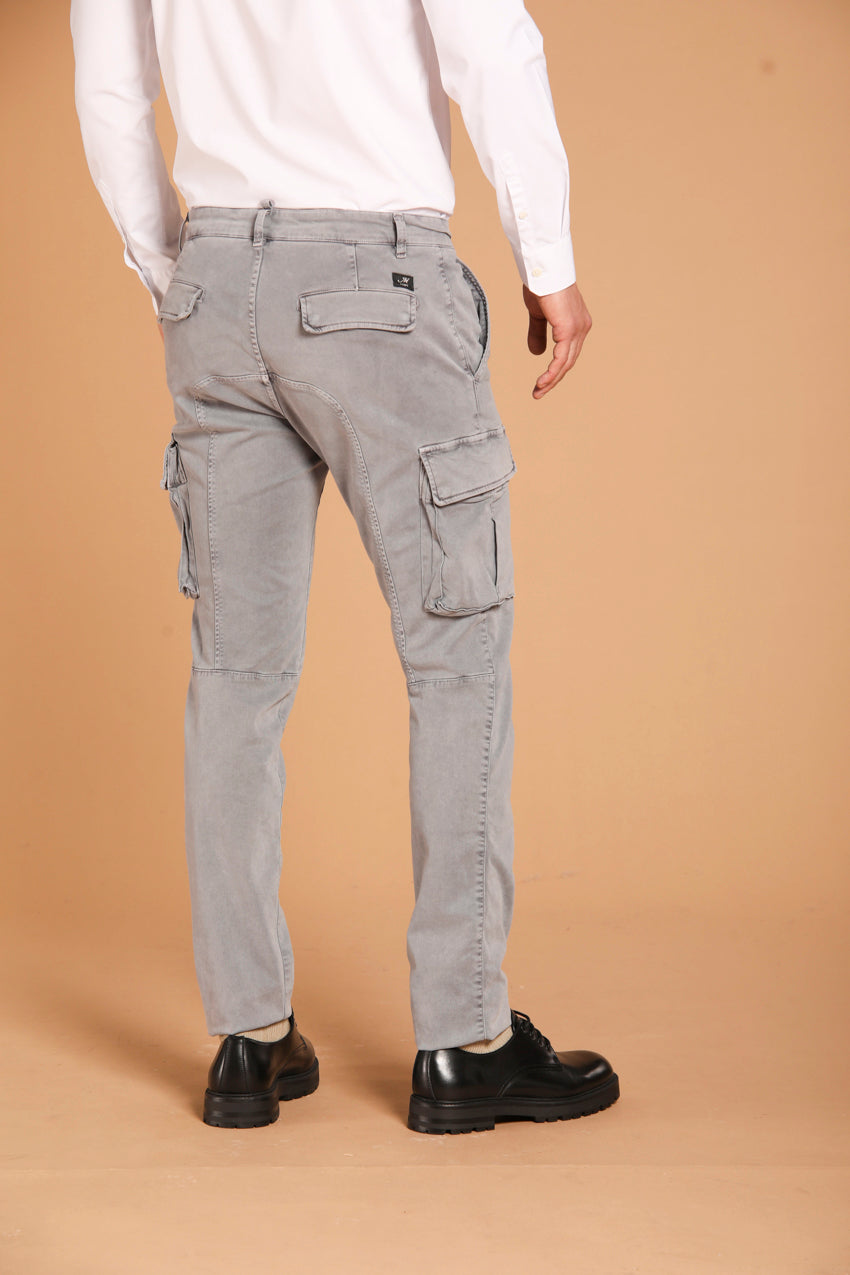 immagine 5 di pantalone cargo uomo di colore chiaro fit extra slim di Mason's