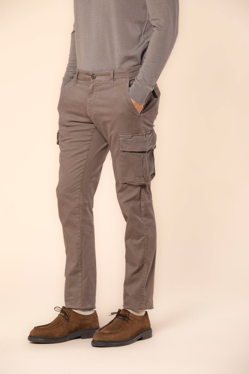 Chile Herren Cargohose aus Gabardine extra slim Fit ①