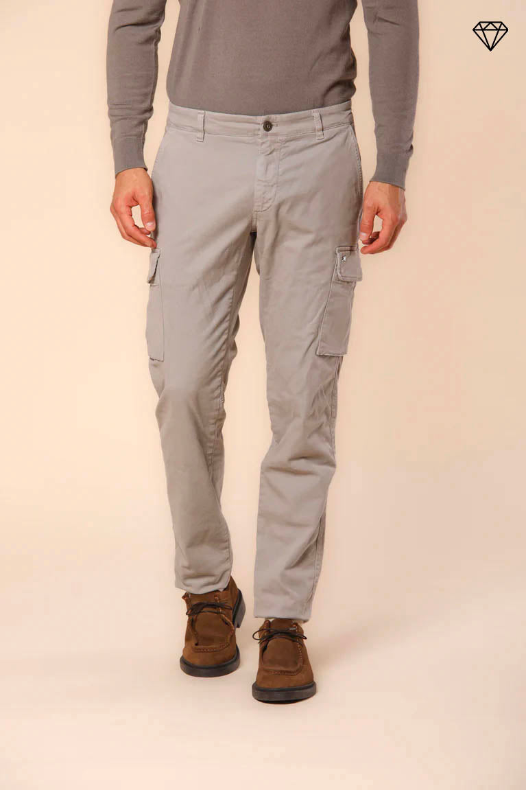 Chile Herren Cargohose aus Gabardine extra slim Fit ①