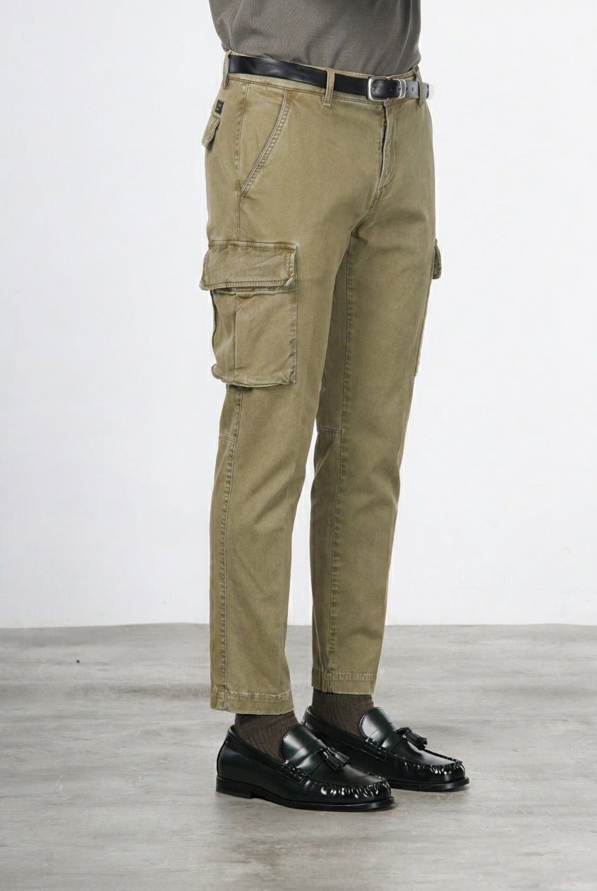 Chile Cargohose für Herren aus Stretch-Gabardine, Extra Slim Fit ①