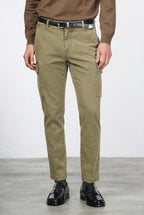 Chile Cargohose für Herren aus Stretch-Gabardine, Extra Slim Fit ①