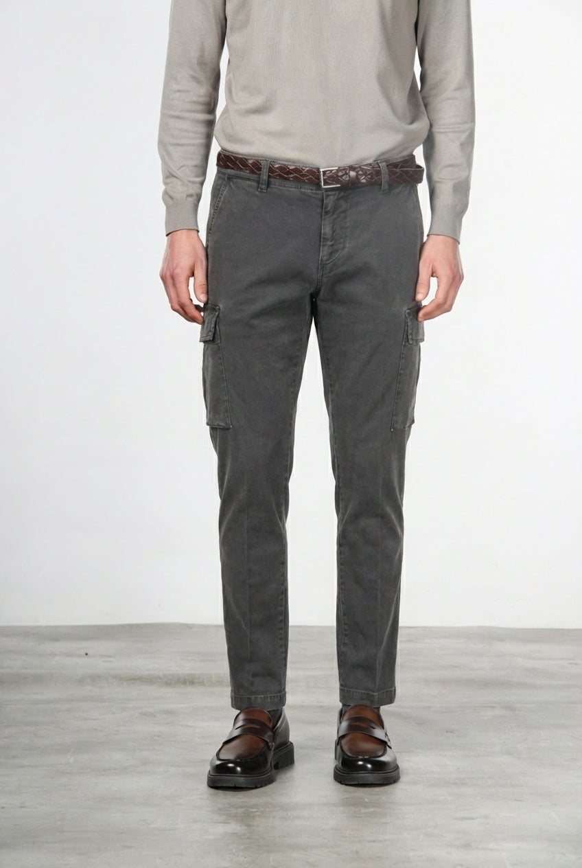 Chile Herren-Cargohose aus Stretch-Gabardine Extra Slim Fit ①