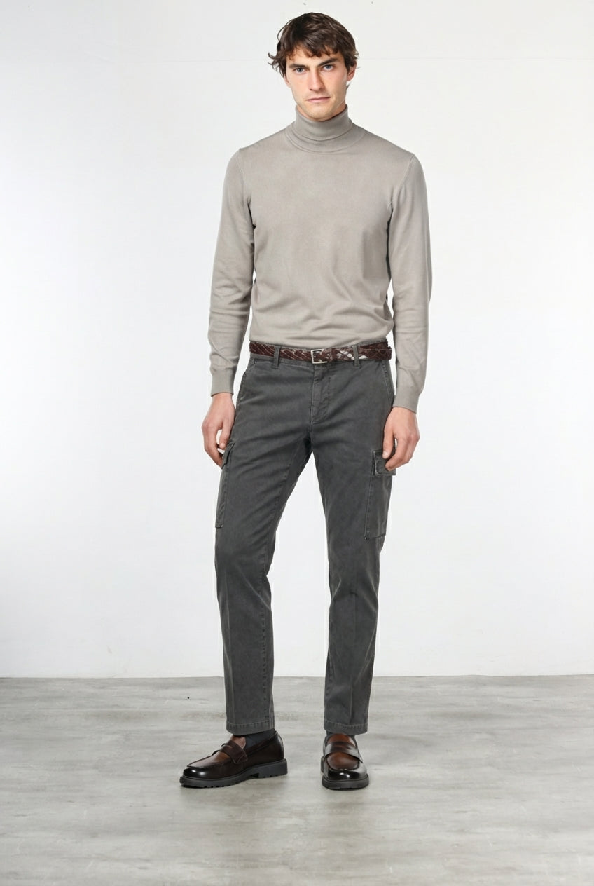 Chile Herren-Cargohose aus Stretch-Gabardine Extra Slim Fit ①