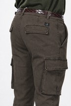 Chile Cargo-Hose für Herren aus Stretch-Gabardine mit extra slim fit ①
