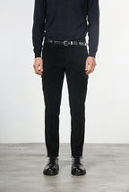 Chile Herren-Cargohose aus 500-Rippen-Samt mit extra slim fit ①
