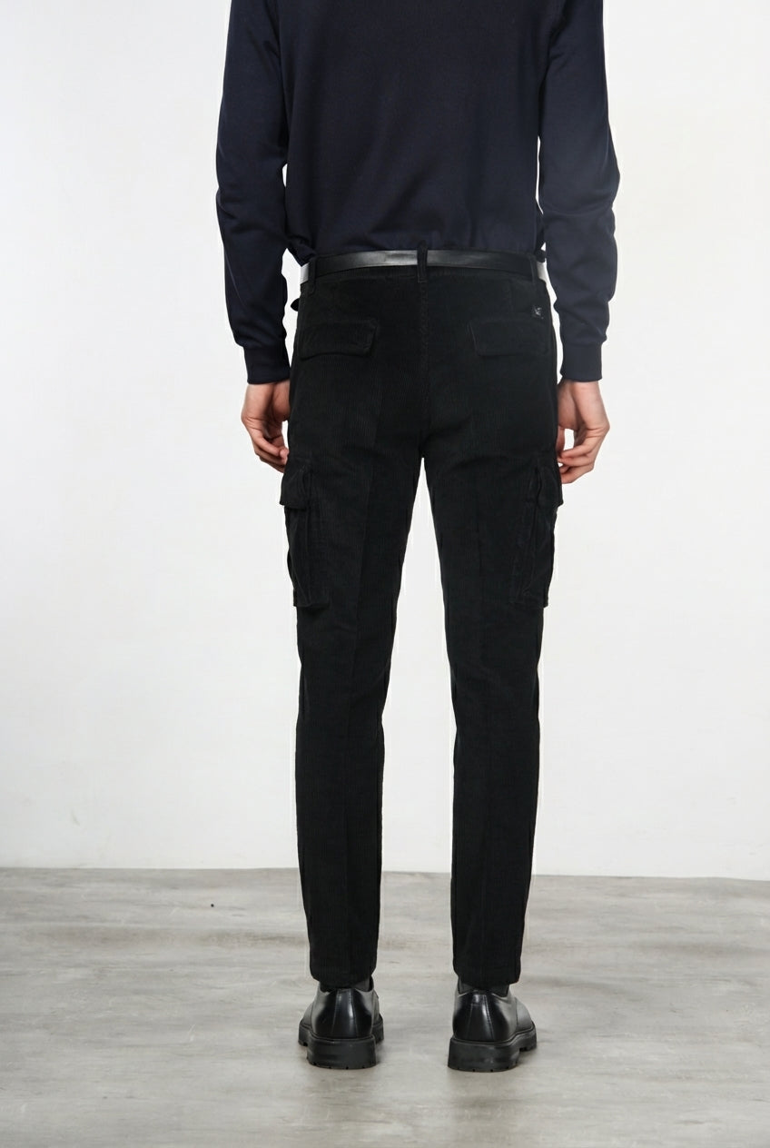 Chile Herren-Cargohose aus 500-Rippen-Samt mit extra slim fit ①