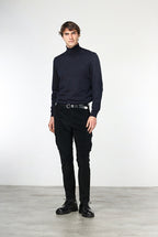 Chile Herren-Cargohose aus 500-Rippen-Samt mit extra slim fit ①
