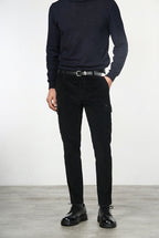 Chile Herren-Cargohose aus 500-Rippen-Samt mit extra slim fit ①
