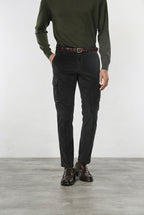 Chile Herren-Cargohose aus 500-Rippen-Samt mit extra slim fit ①