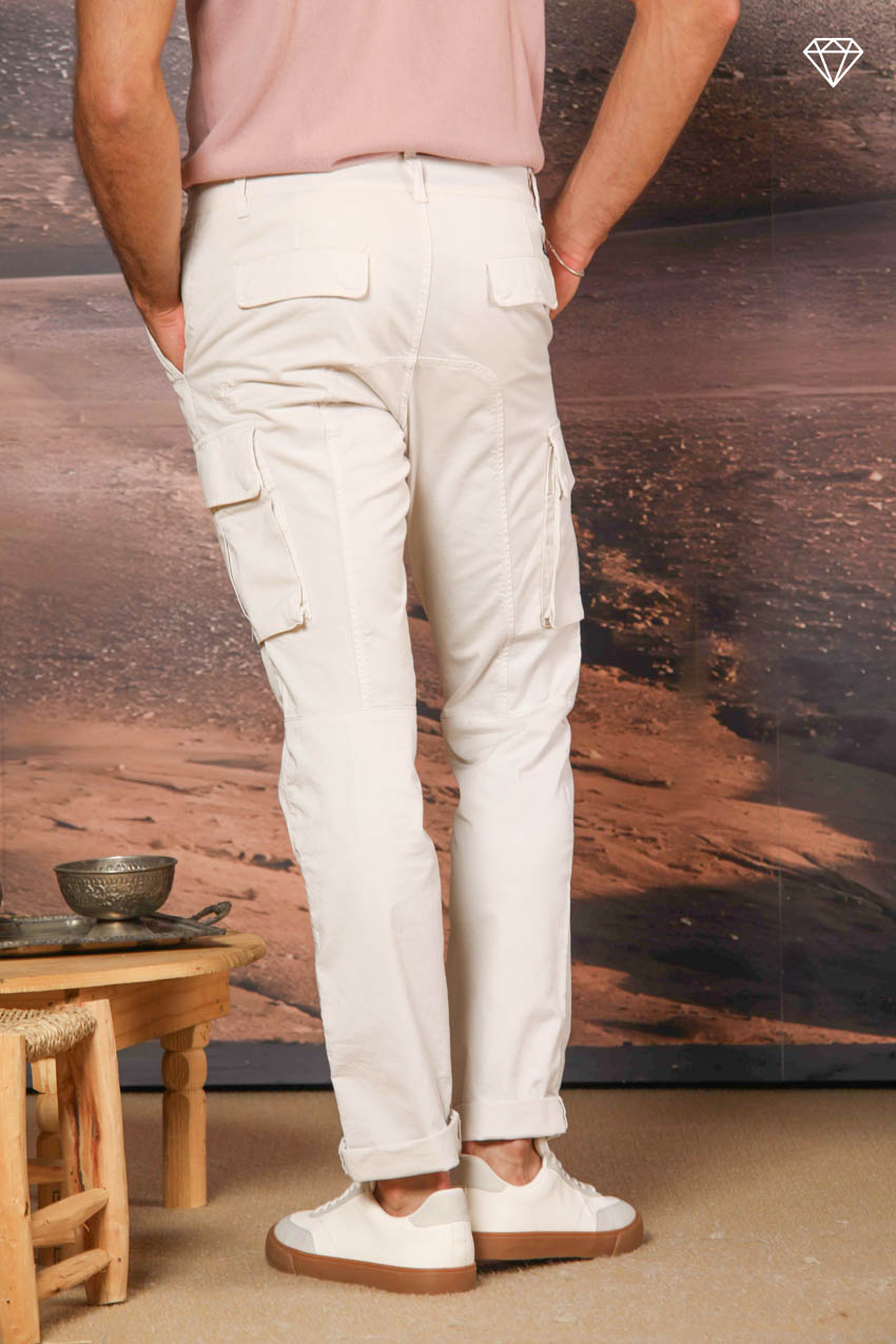 Chile Herren Cargo-Hose in Stretch-Satin Extra Slim Fit ①