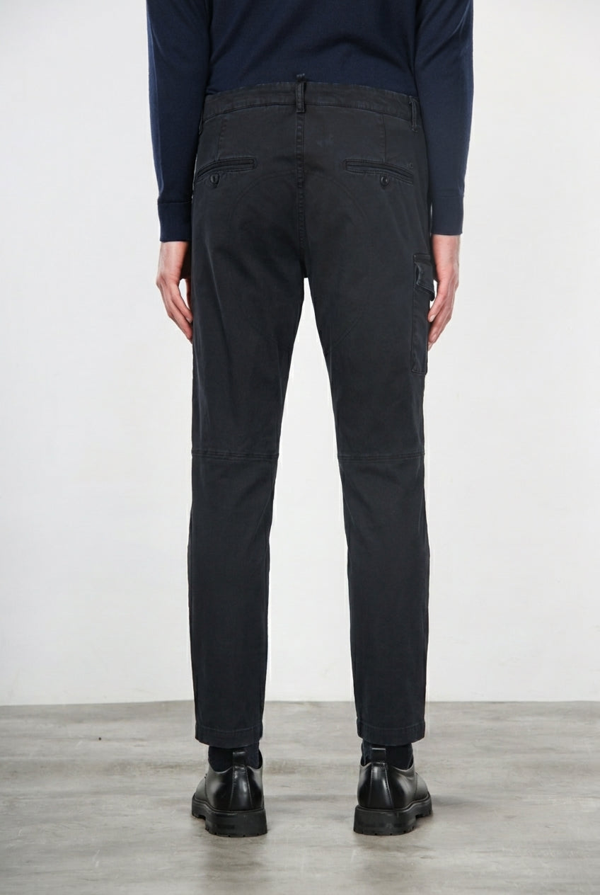 George Coolpocket Herren-Cargohose in carrot Fit ①