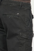 George Coolpocket Herren-Cargohose aus Gabardine mit carrot fit ①
