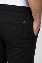 John Coolkhinos pantalone chino uomo in raso stretch Logo Edition carrot fit ①