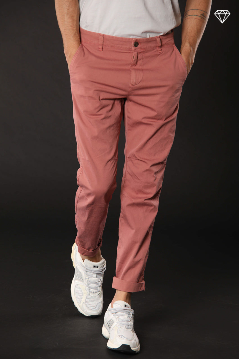 John Coolkhinos pantalone chino uomo in raso stretch logo edition carrot fit ①