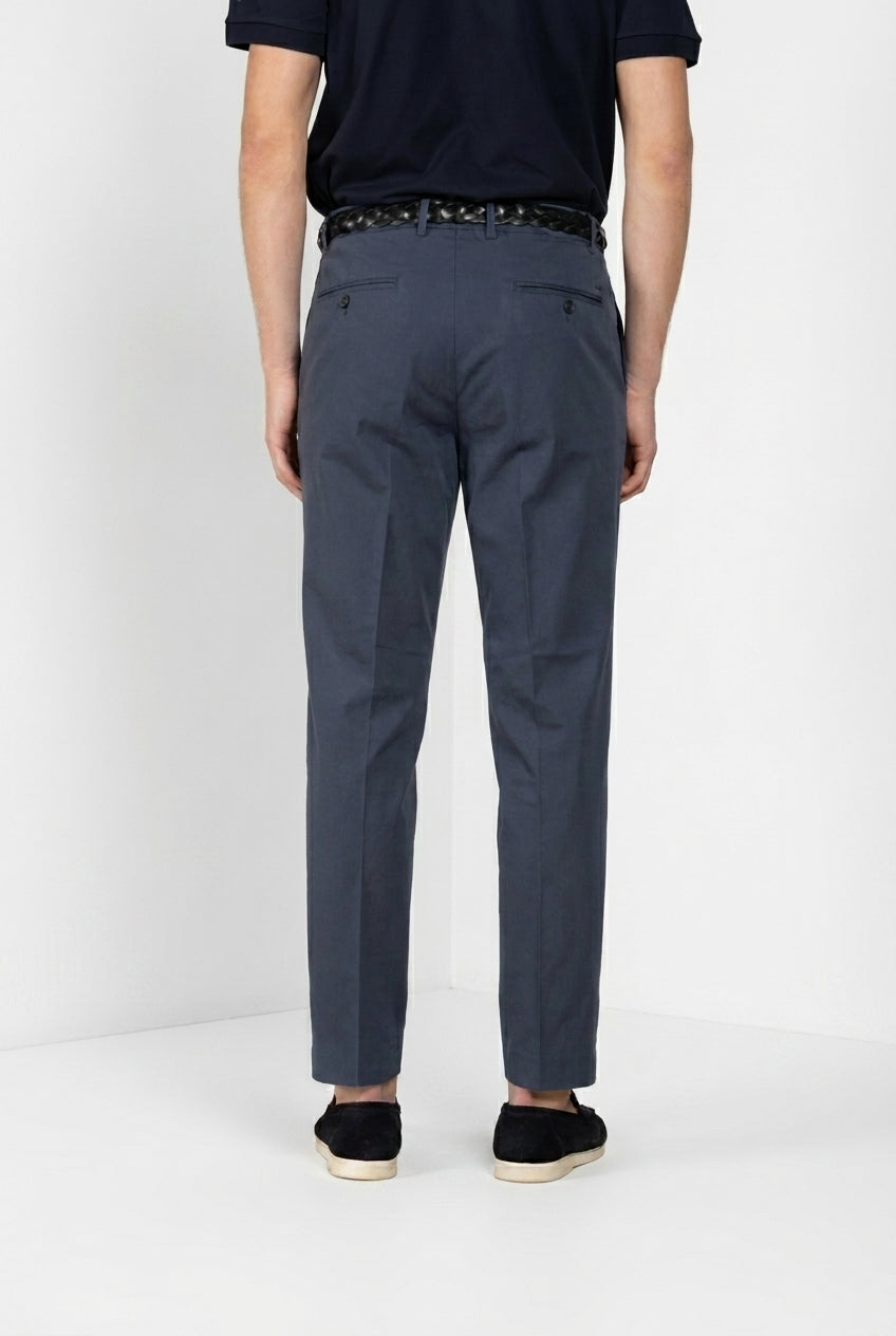 Pinces Hose Chino Mann aus Stretch Gabardine relaxed fit