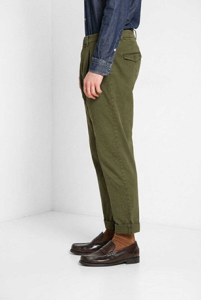 Pinces Herren-Chinohose aus Gabardine relaxed fit