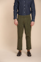 Pinces pantalone chino uomo in gabardina relaxed fit