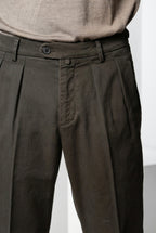 Don Johnson 2 Pinces Herren-Chinohose in bull carrot fit