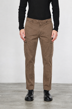 Chile Herren-Cargohose aus Gabardine mit carrot fit