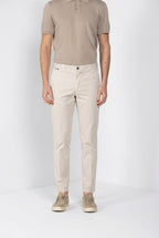 Madison M74 pantalone chino uomo in twill leggero stretch carrot fit