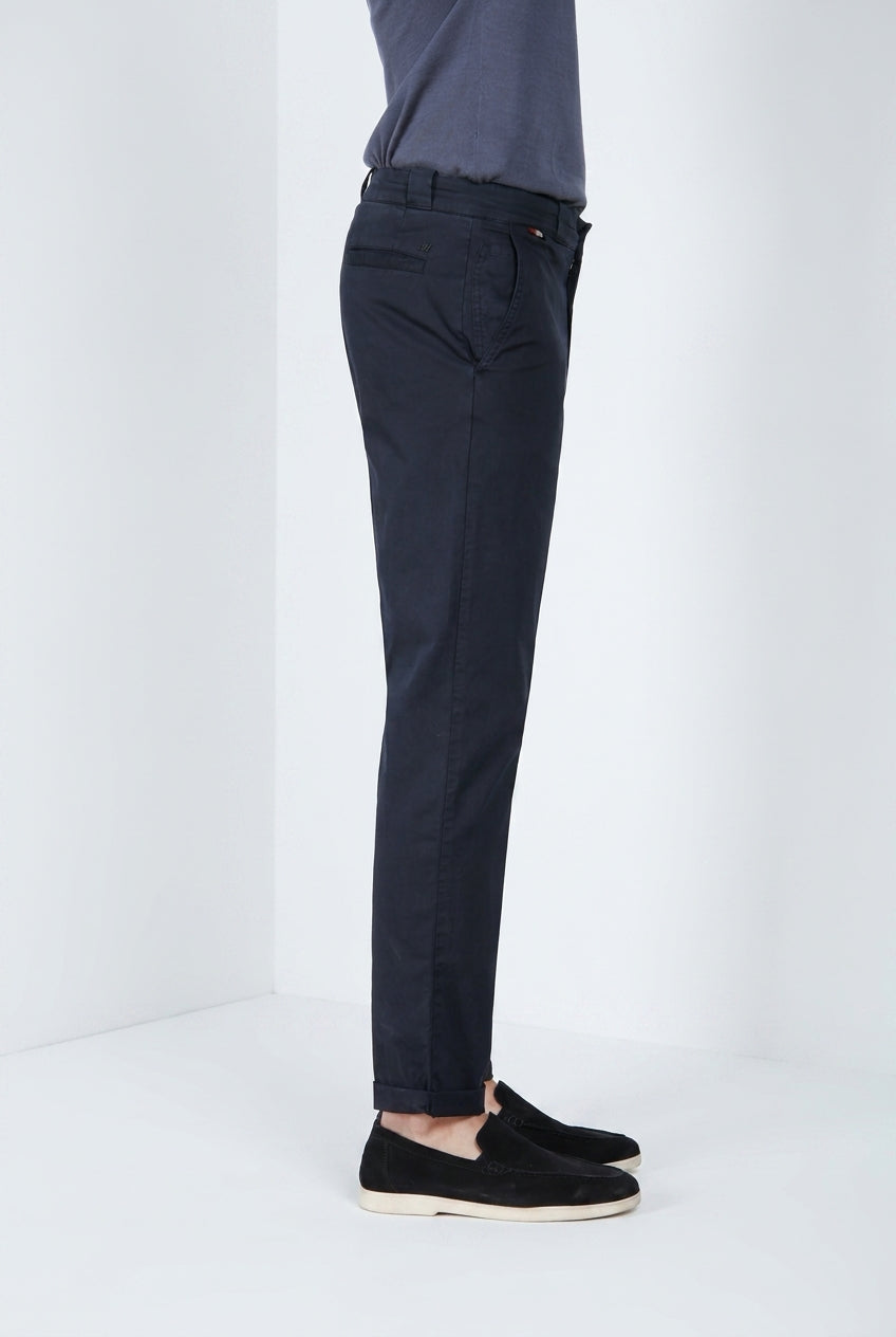 Madison M74 pantalone chino uomo in twill leggero stretch carrot fit
