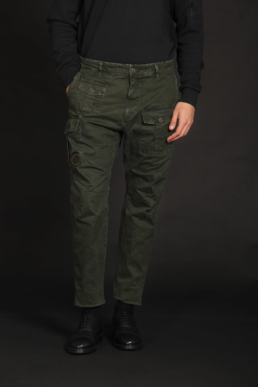 immagine 5 di pantalone cargo uomo modello George Coolpocket in verde carrot fit di Mason's