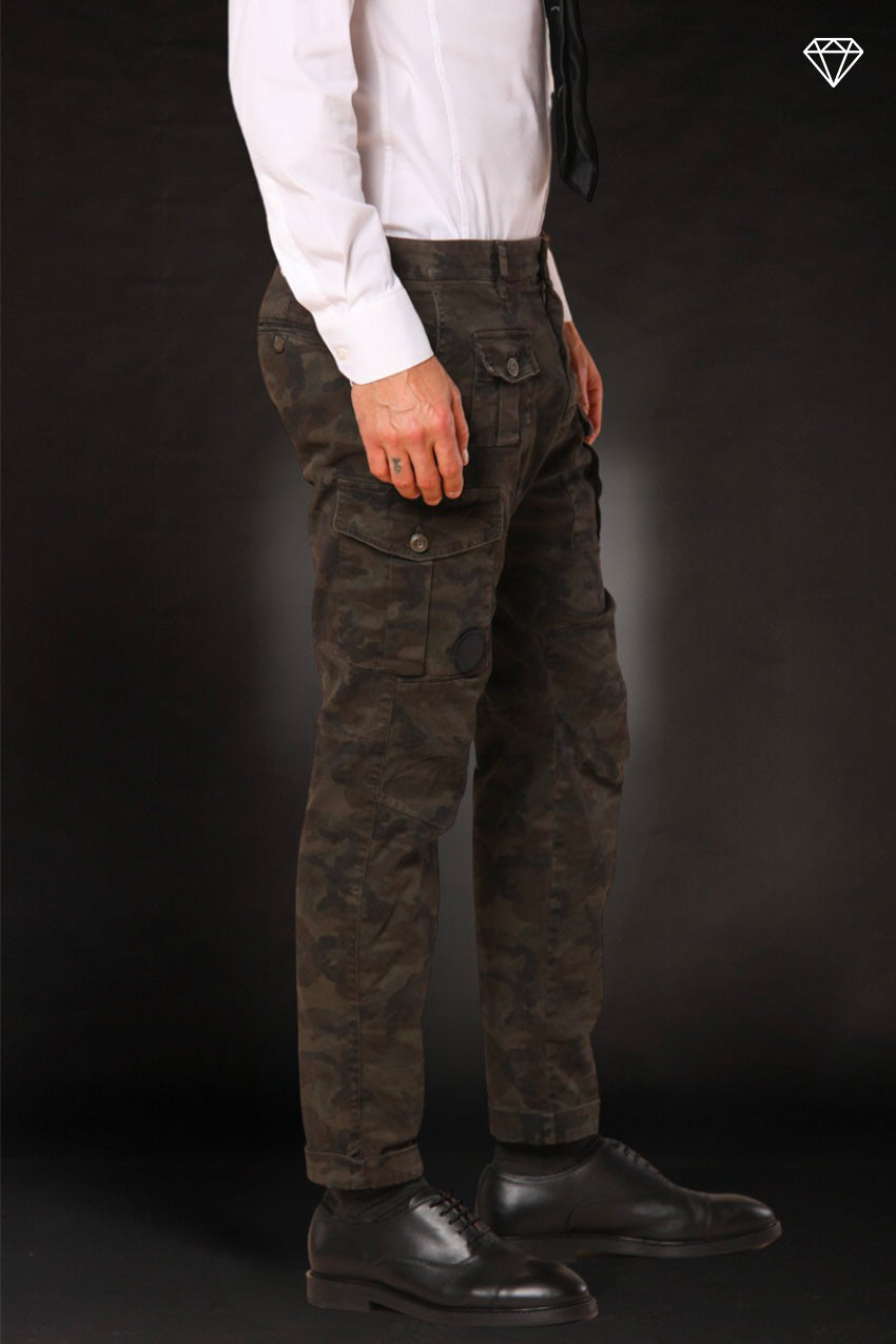 George Coolpocket Herren Cargo-Hose mit Camouflage-Muster Karotten-Schnitt limitierte Auflage ①