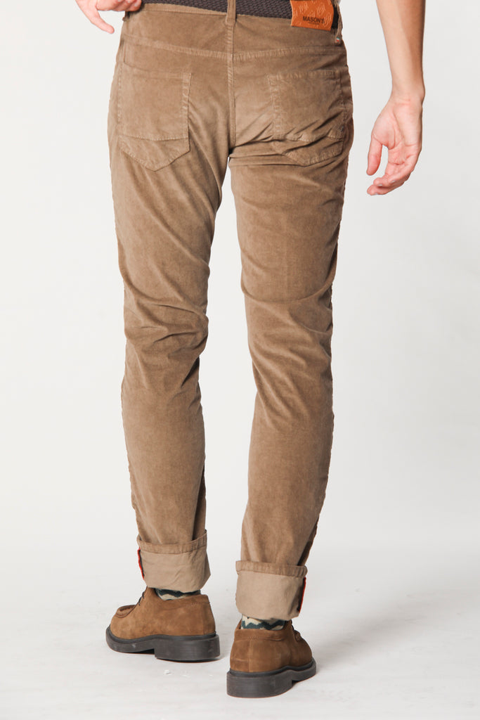 Harris 5-Pocket Herrenhose in 1000-Streifen-Samt und schmaler Passform