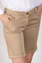 New York Bermuda Chino Damen aus Stretch-Satin slim fit