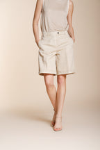 Brigitte Bermuda Chino Damen aus geflammter Baumwolle und Leinen relaxed fit