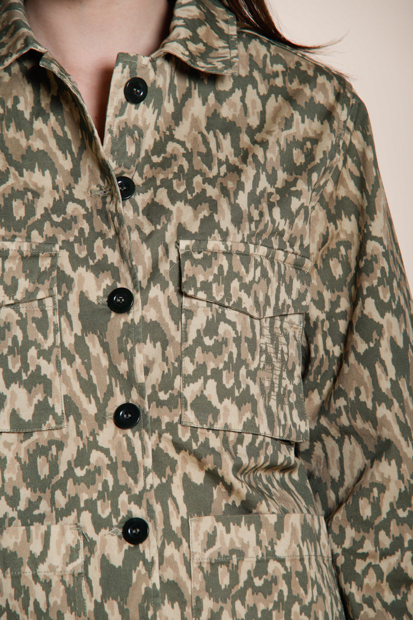 Santa Cruz Jacke Damen aus Gabardine Camouflage-Print