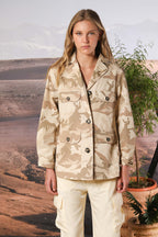 Santa Barbara giacca donna in twill stampa camouflage beige