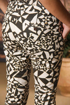 Jaqueline pantalone chino capri donna in gabardine con stampa geometrica slim fit