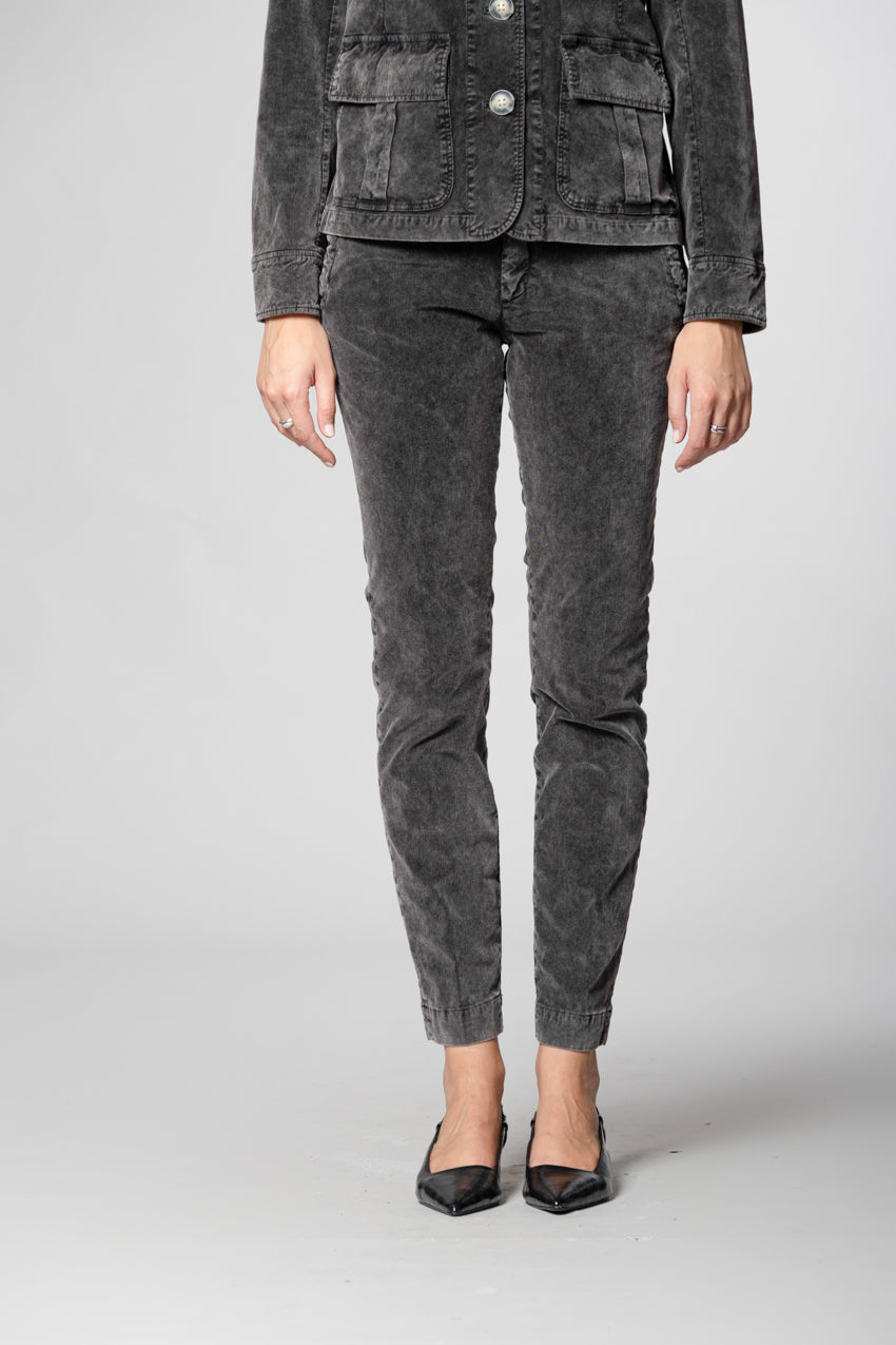 Jaqueline Archivio Damen-Chinohose aus 1000-Rippen-Samt Slim Fit