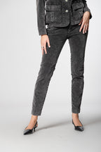 Jaqueline Archivio pantaloni chino donna in velluto 1000 righe slim fit