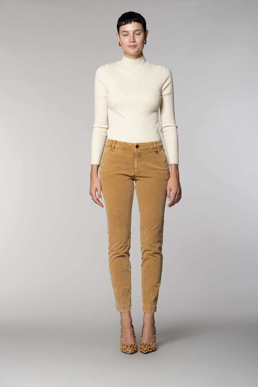 Jaqueline Archivio pantaloni chino donna in velluto 1000 righe slim fit