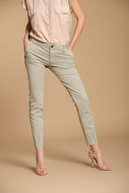 Jaqueline Archivio pantalone chino donna in gabardina slim fit